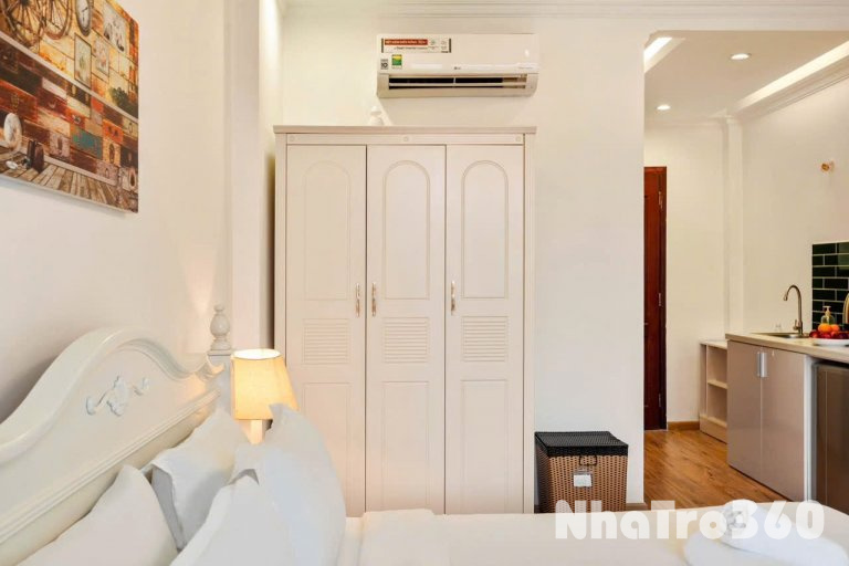 Cho thuê căn hộ Q1, đường Đề Thám, gần cầu Ông Lãnh, Công viên 23 Tháng 9, ĐH Văn Lang