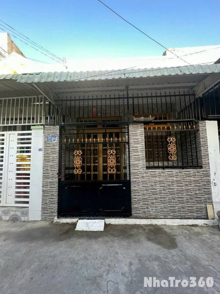 25. Cho thuê nhà nguyên căn hẻm 127 Võ Văn Kiệt,