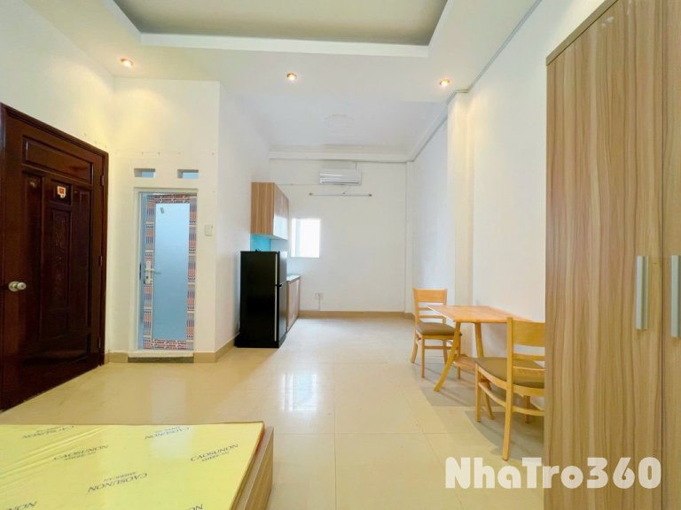 Căn hộ cửa sổ nội thất mới Đường 3/2 Quận 10