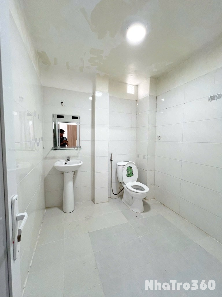 Cho thuê căn hộ cửa sổ lớn Đường 3/2 Quận 10