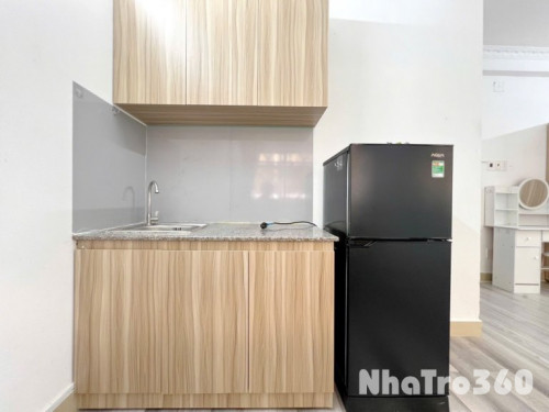 Cho thuê căn hộ cửa sổ lớn Đường 3/2 Quận 10