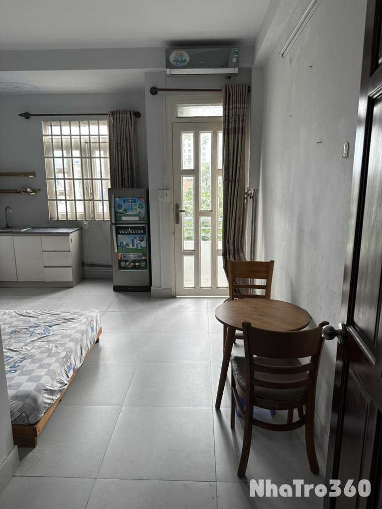 Cho thue phong gan landmark81