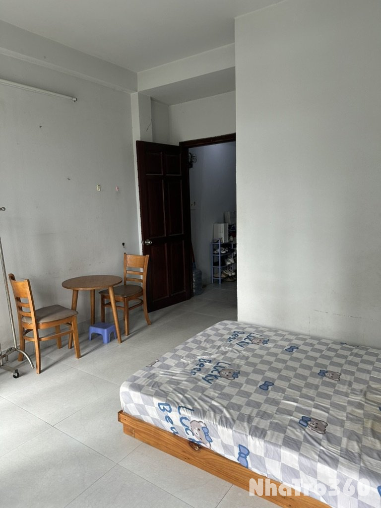 Cho thue phong gan landmark81