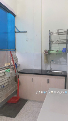 CAM KẾT ẢNH THẬT 100% Nhà trọ đối diện cổng chợ Phạm Văn Hai, đi lại thuận tiện, yên tĩnh