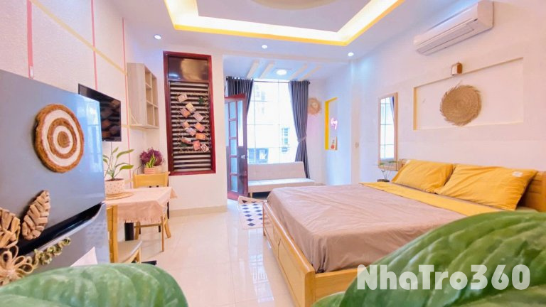 Căn hộ ban công tại Cô Giang Quận 1, đủ tiện nghi gần cầu Ông Lãnh