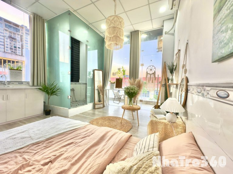 STUDIO BAN CÔNG  FULL NỘI THẤT, CỬA SỔ LỚN, GẦN LOTTE MART, TDTU, RMIT Q1,4,8