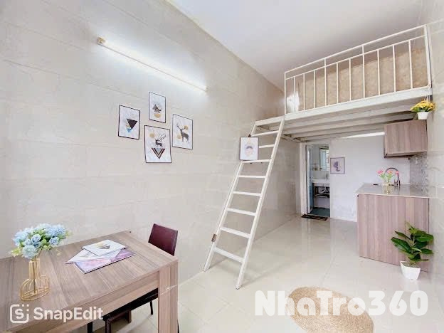 Căn hộ mini ban công siêu thoáng mát ngay Bà Hom