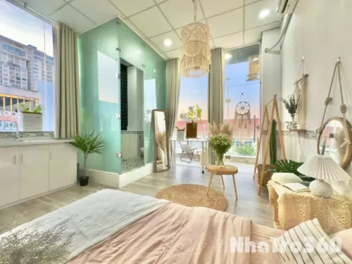 STUDIO BAN CÔNG  FULL NỘI THẤT, CỬA SỔ LỚN, GẦN LOTTE MART, TDTU, RMIT Q1,4,8