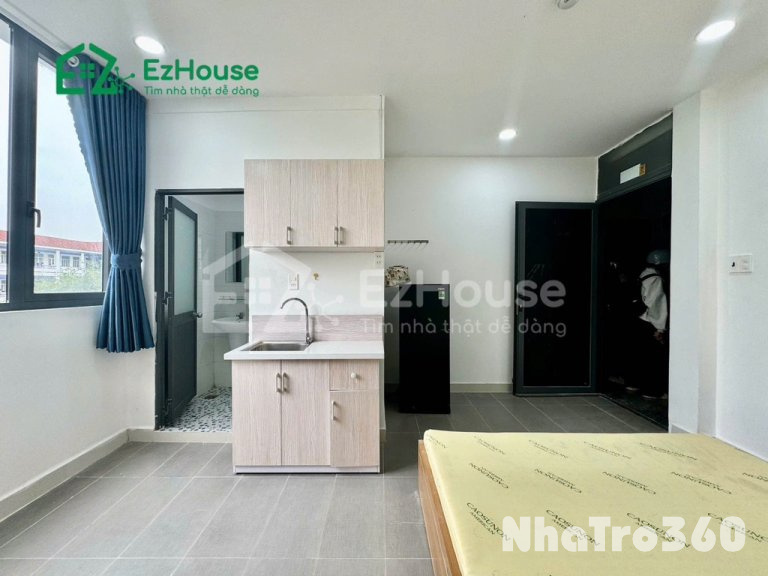 Full nội thất, cửa sổ lớn, rộng thoáng