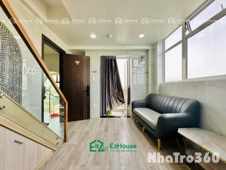 Full nội thất, thang máy, tự do, sạch sẽ