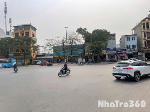 CHO THUÊ SHOWROOM, KHO XƯỞNG 543M2  MẶT ĐƯỜNG NGỌC HỒI -
