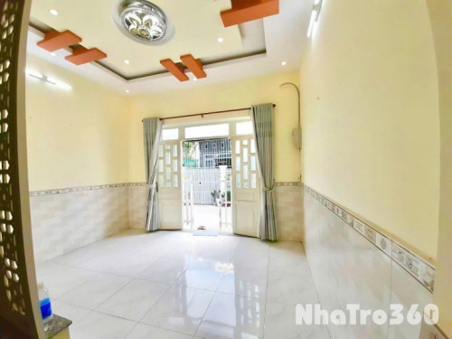 NHÀ THUÊ 5tr5/tháng-3pn 2maylanh HẺM PHẠM NGỌC HƯNG
