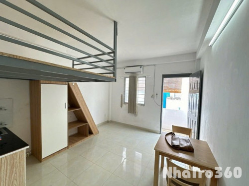 Full nội thất, bancol, cửa sổ, tự do, giá rẻ