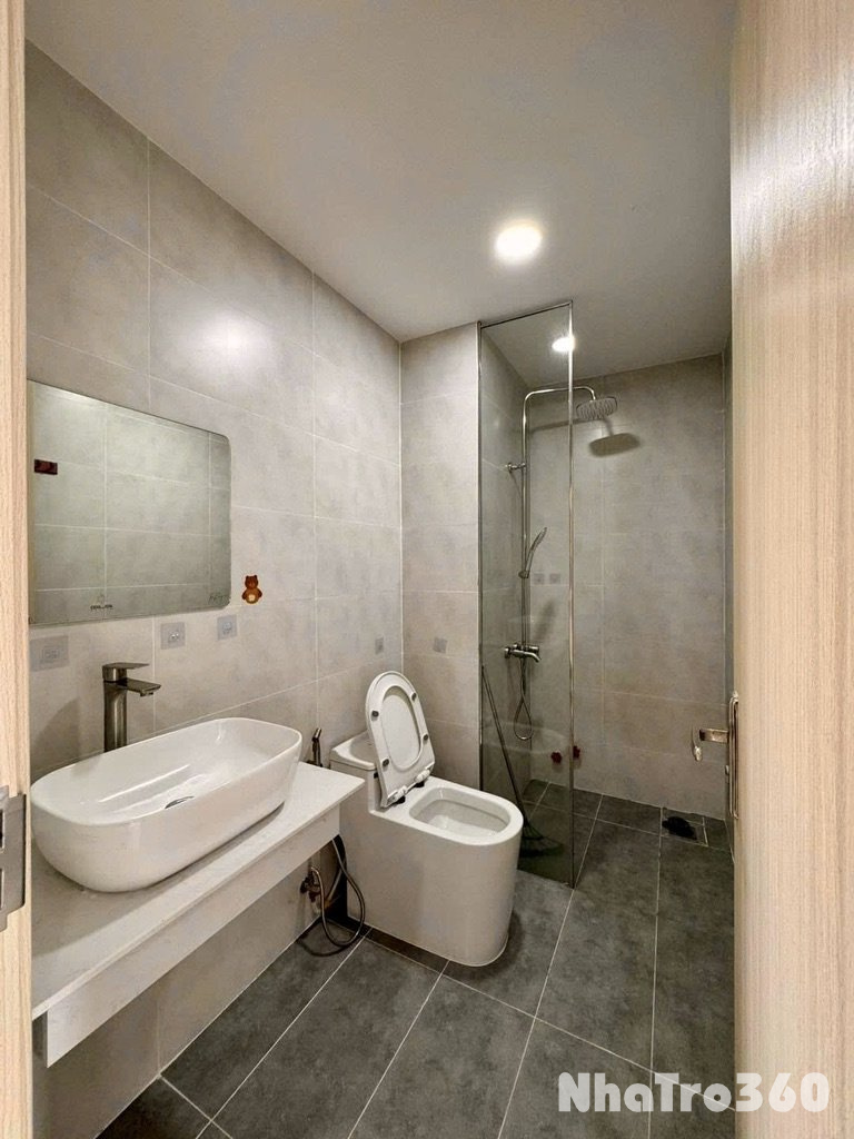 Cho thuê CH full nội thất- bancol lớn- Phú Nhuận