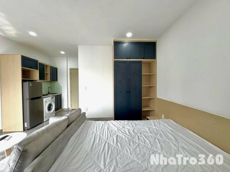 Cho thuê CH full nội thất- bancol lớn- Phú Nhuận