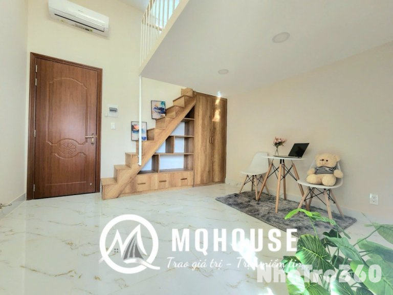 Duplex cửa sổ trời rộng rãi ở được 4 người