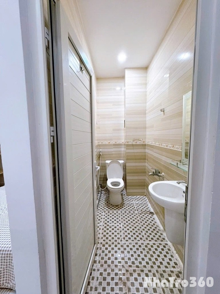 Cho thuê phòng studio bancông full nt giá 3tr4 q12