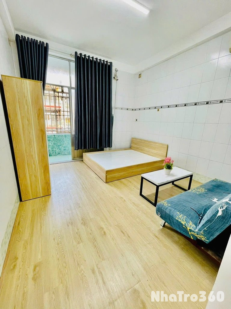 Nội thất cơ bản, tách bếp, ban công, tự do