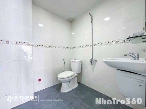 Căn hộ ban công ngay cầu Nguyễn Văn Cừ giáp Quận 1