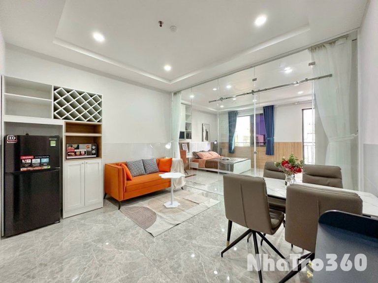 1PN BANCONG FULL NỘI THẤT Ở TRẦN XUÂN SOẠN Q7