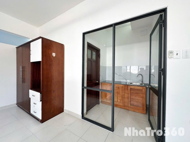 Cho thuê căn hộ Q10, đường Cao Thắng, gần Công Trường Dân Chủ, Toà Nhà Viettel, Việt Nam Quốc Tự