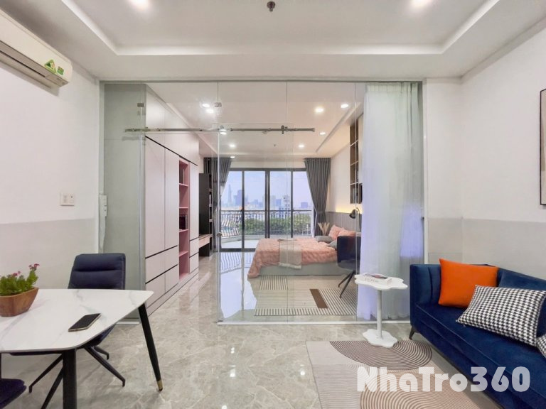 1PN BANCONG FULL NỘI THẤT Ở TRẦN XUÂN SOẠN Q7