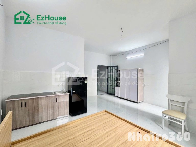 Ban công, Full nội thất, rộng thoáng, mát