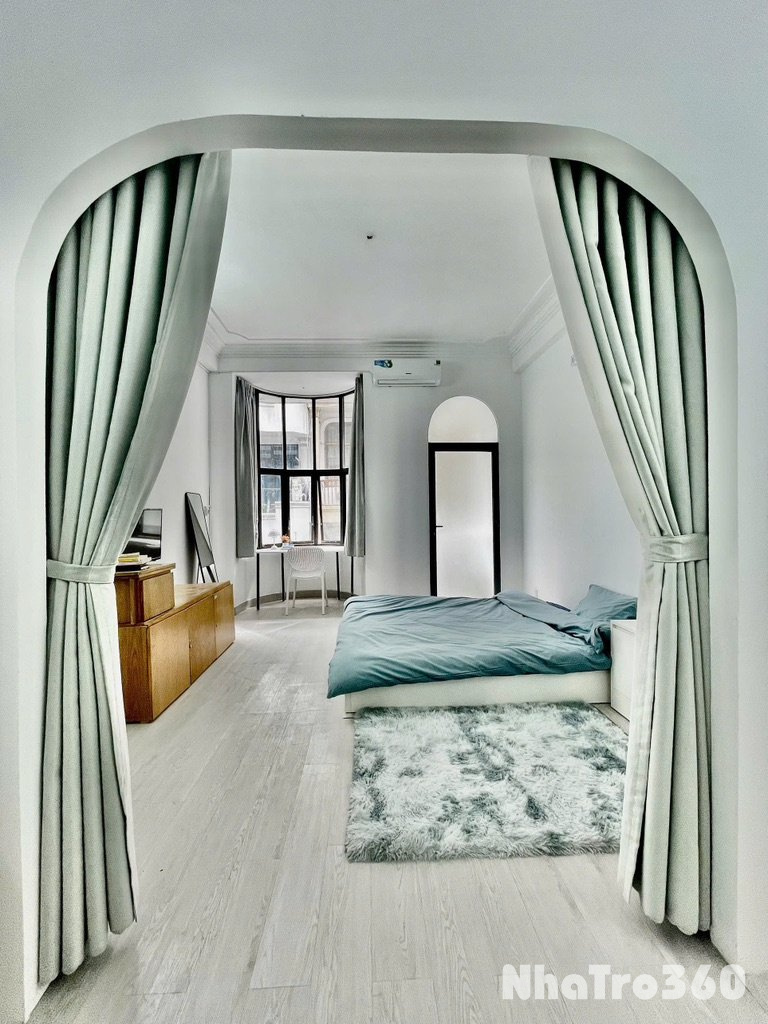 STUDIO TÁCH BẾP SIÊU RỘNG BANCOL THOÁNG QUẬN 10