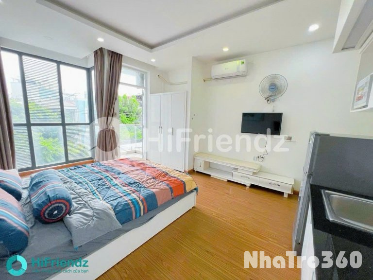 Trống sẵn 1 phòng ngủ ban công thóang mát ngay Quận 8