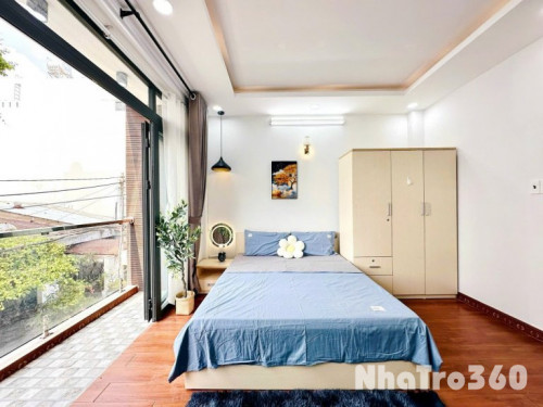 2 phòng ngủ, Full nội thất, ban công, Quận 10