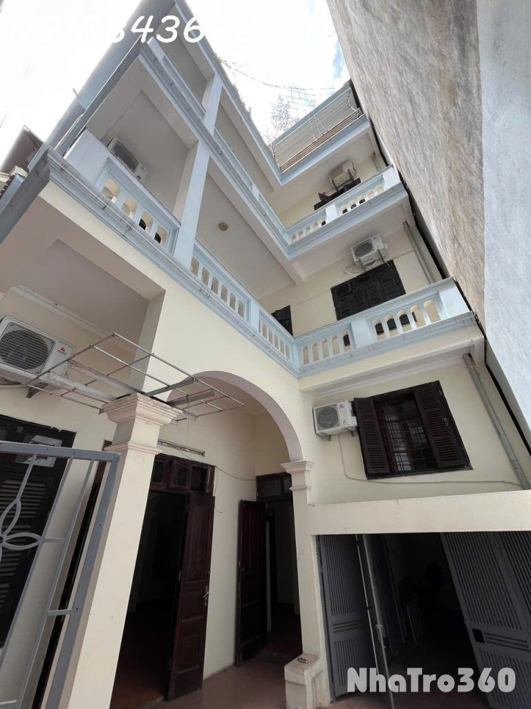 Cho thuê nhà riêng 3 tầng Đường Phạm Hùng, Mỹ Đình, Nam từ Niêm, DT sử dụng 240m2