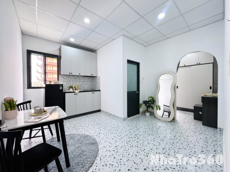 1PN CỬA SỔ TRỜI 40M2 FULL NT GẦN VẠN HẠNH MALL Q10