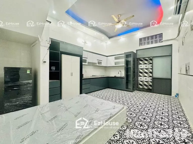 Full nội thất, trệt, tự do