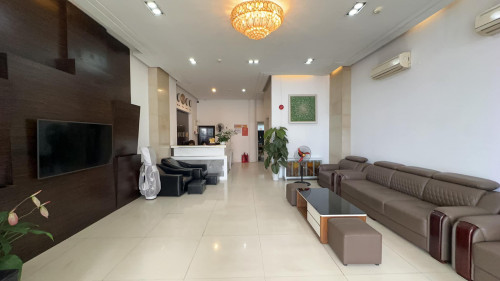 Cho thuê nhà 80m2 5 tầng phân lô Trần Kim Xuyến, Cầu Giấy làm văn phòng, đào tạo