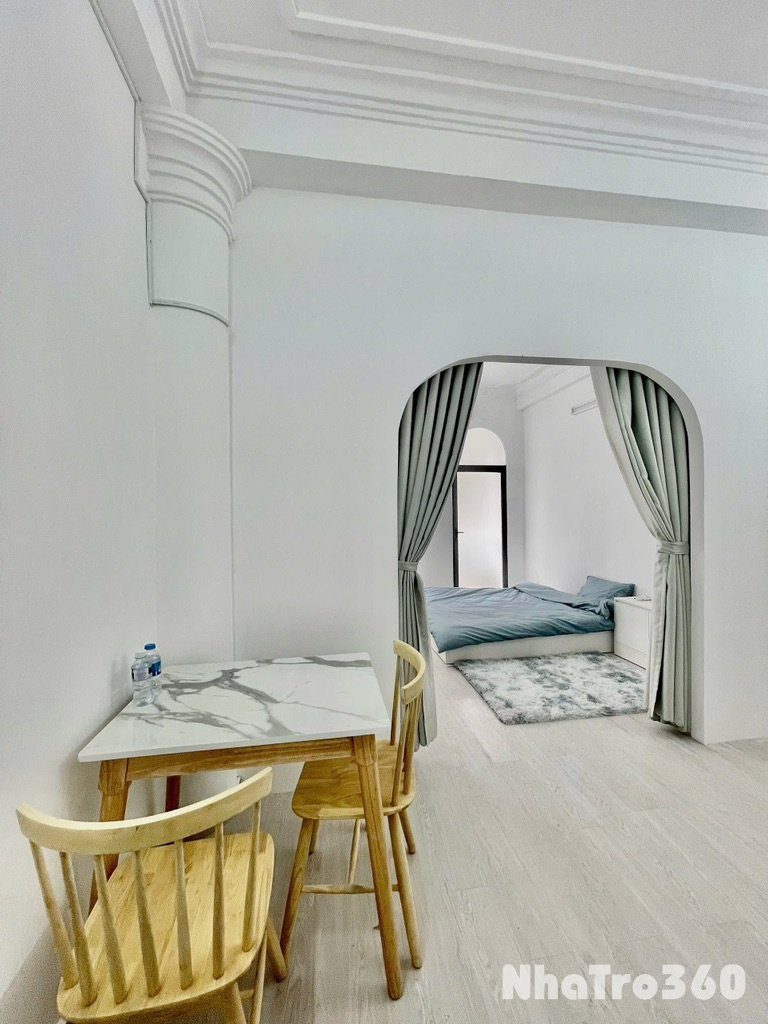 STUDIO TÁCH BẾP SIÊU RỘNG BANCOL THOÁNG QUẬN 10