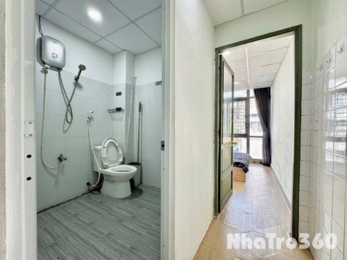 TRỐNG SẴN CĂN 1 PN CỬA SỔ LỚN FULL NT QUẬN 3