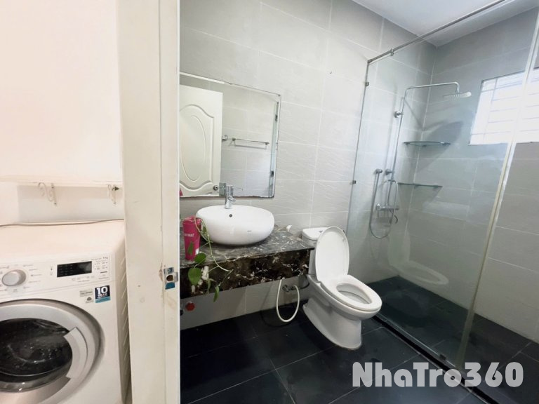 Studio tách bếp full nội thất đối diện rmit