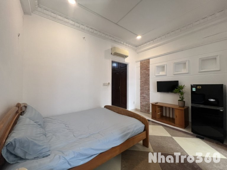 CĂN 1PN BANCOL LỚN FULL NT NGAY TRUNG TÂM Q1