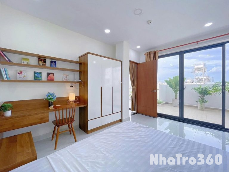 Căn Hộ 1 Phòng Ngủ Ban Công Full Nội Thất Quận 1