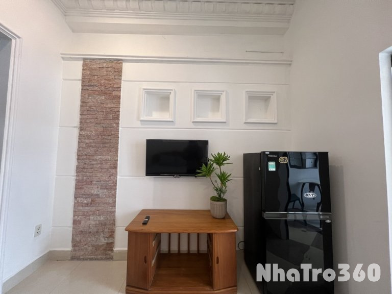 CĂN 1PN BANCOL LỚN FULL NT NGAY TRUNG TÂM Q1