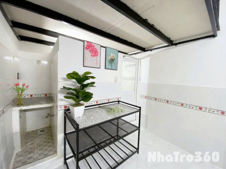 Phòng trống, cửa sổ, gác, tự do, giá rẻ