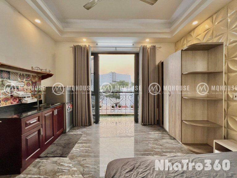 STUDIO BAN CÔNG FULL NT NGAY CHỢ PHẠM VĂN HAI