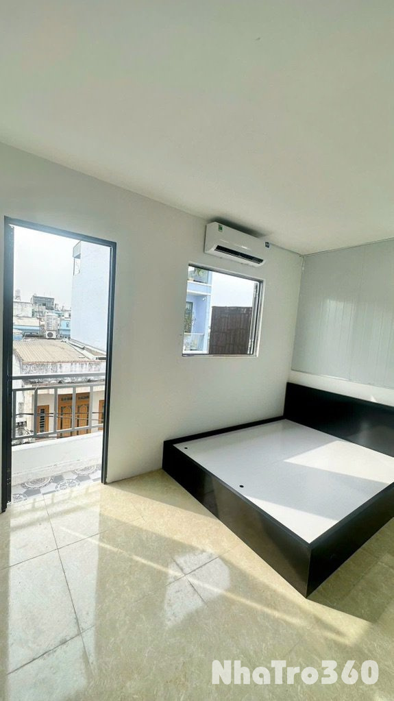 📍NGÃ TƯ 4 XÃ-GẦN ĐẠI HỌC VĂN HIẾN