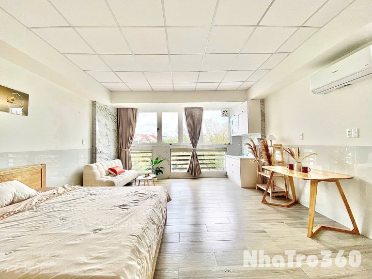 Cho thuê căn hộ studio cửa sổ thoáng mát, full nội thất tại p.Tân Phong, q.7 gần Lotte, RMIT, TDTU