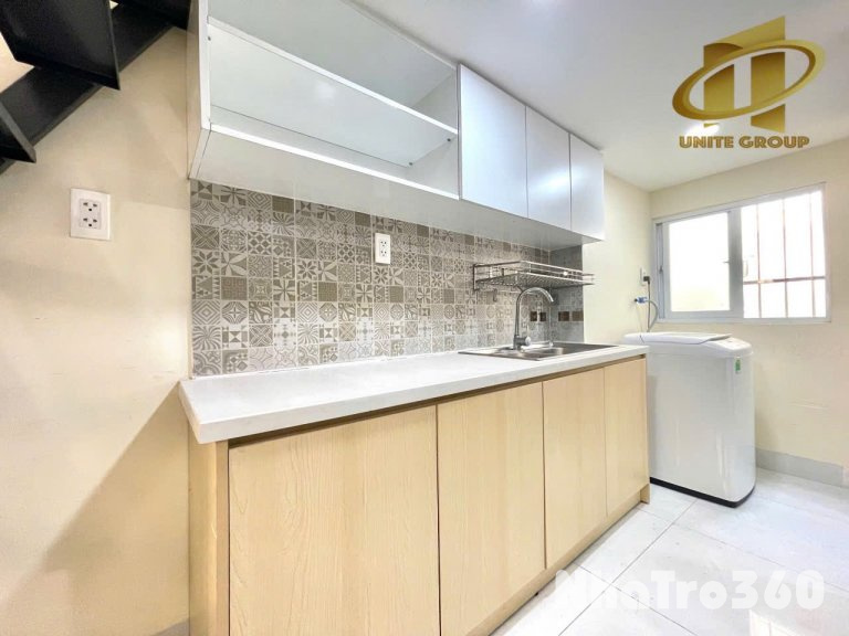 Cho thuê căn hộ duplex ban công/ cửa sổ thoáng p. Tân Quy, q.7 gần Lotte, RMIT, TDTU, SCVIVO
