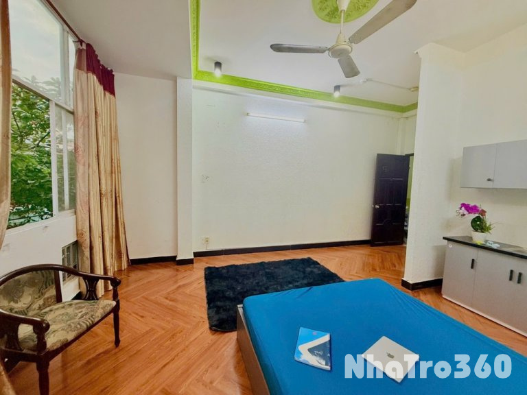 Căn hộ stu cửa sổ trời siêu thoáng mát cực chill