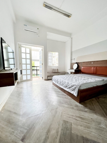 Cho thuê căn hộ 1PN, Q4, đường Nguyễn Trường Tộ, gần ĐH Luật, Cầu Khánh Hội, Chợ Xóm Chiếu