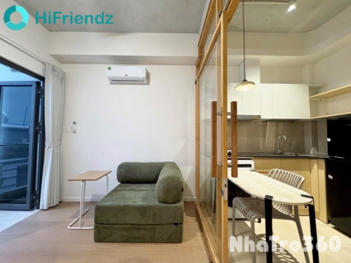 Khai truơng căn hộ tách bếp Q1, ban công, y hình