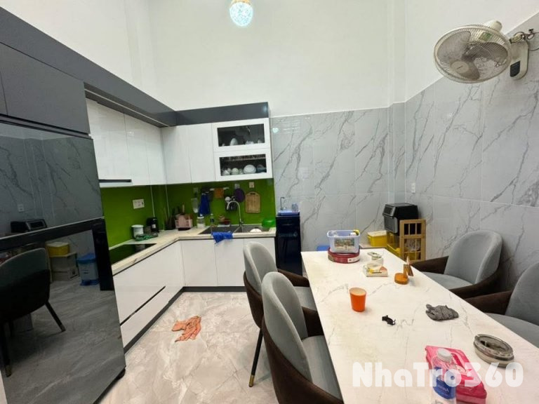 Nhà mới. Dọn vào ở ngay