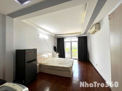 Cho thuê căn hộ Q4, đường Bến Vân Đồn, gần ĐH Luật, Cầu Calmette, chợ Xóm Chiếu